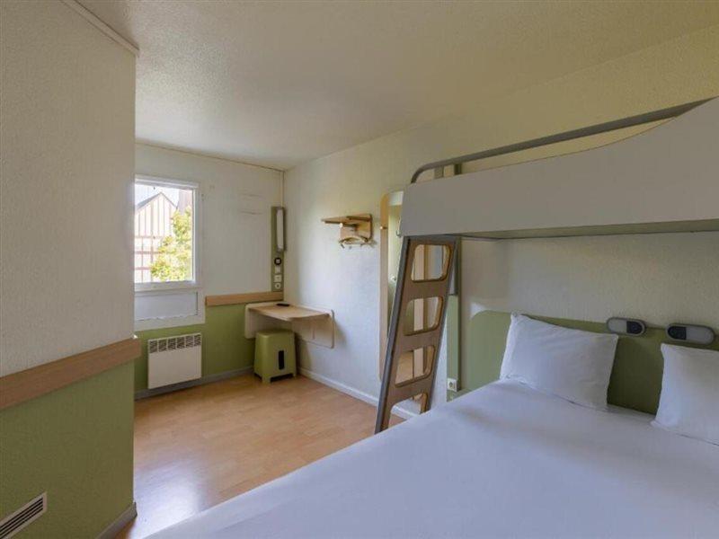 Ibis Budget Centre 2*